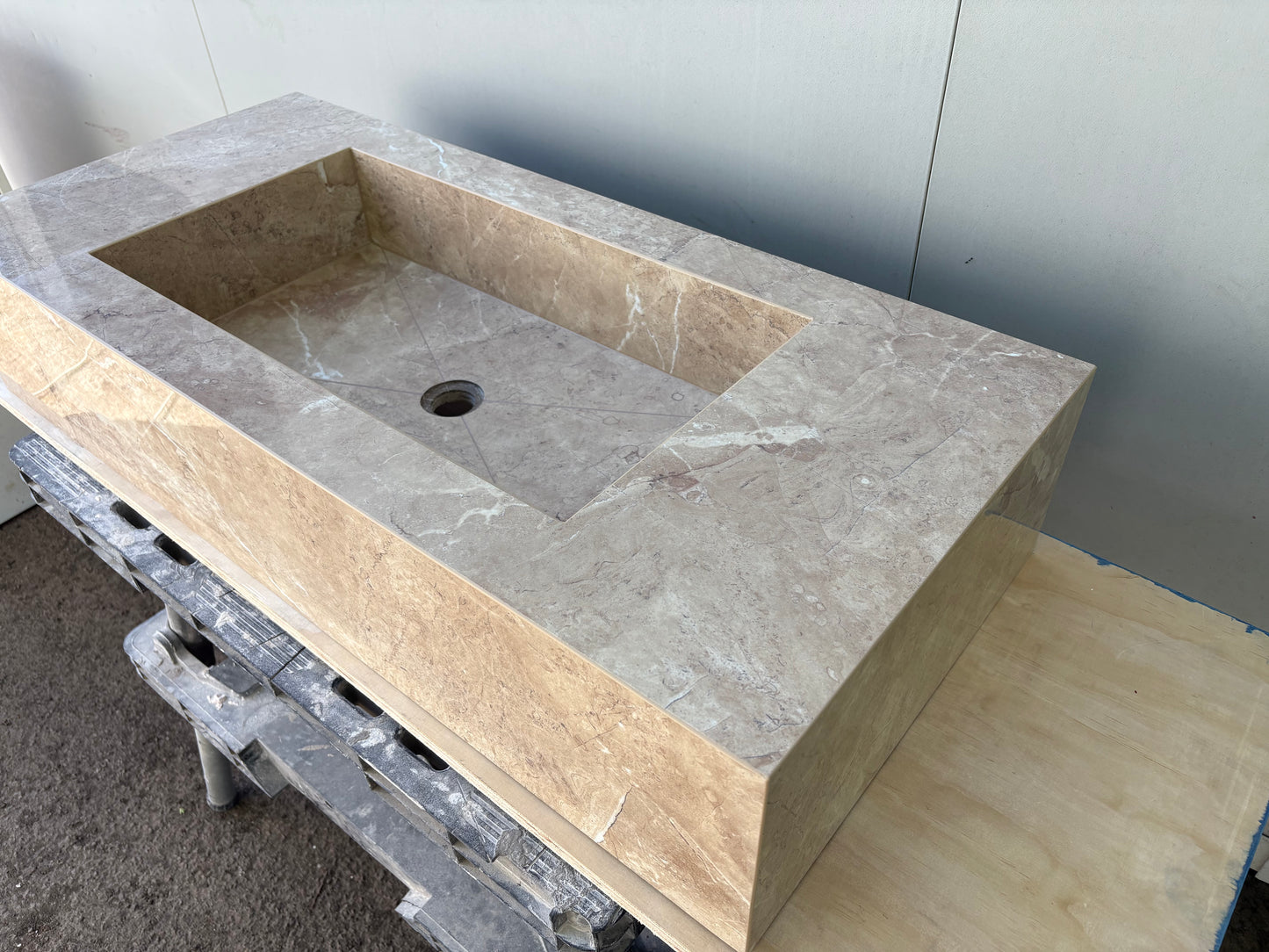 Immense Peach Stone Effect Polished Porcelain 1000mm