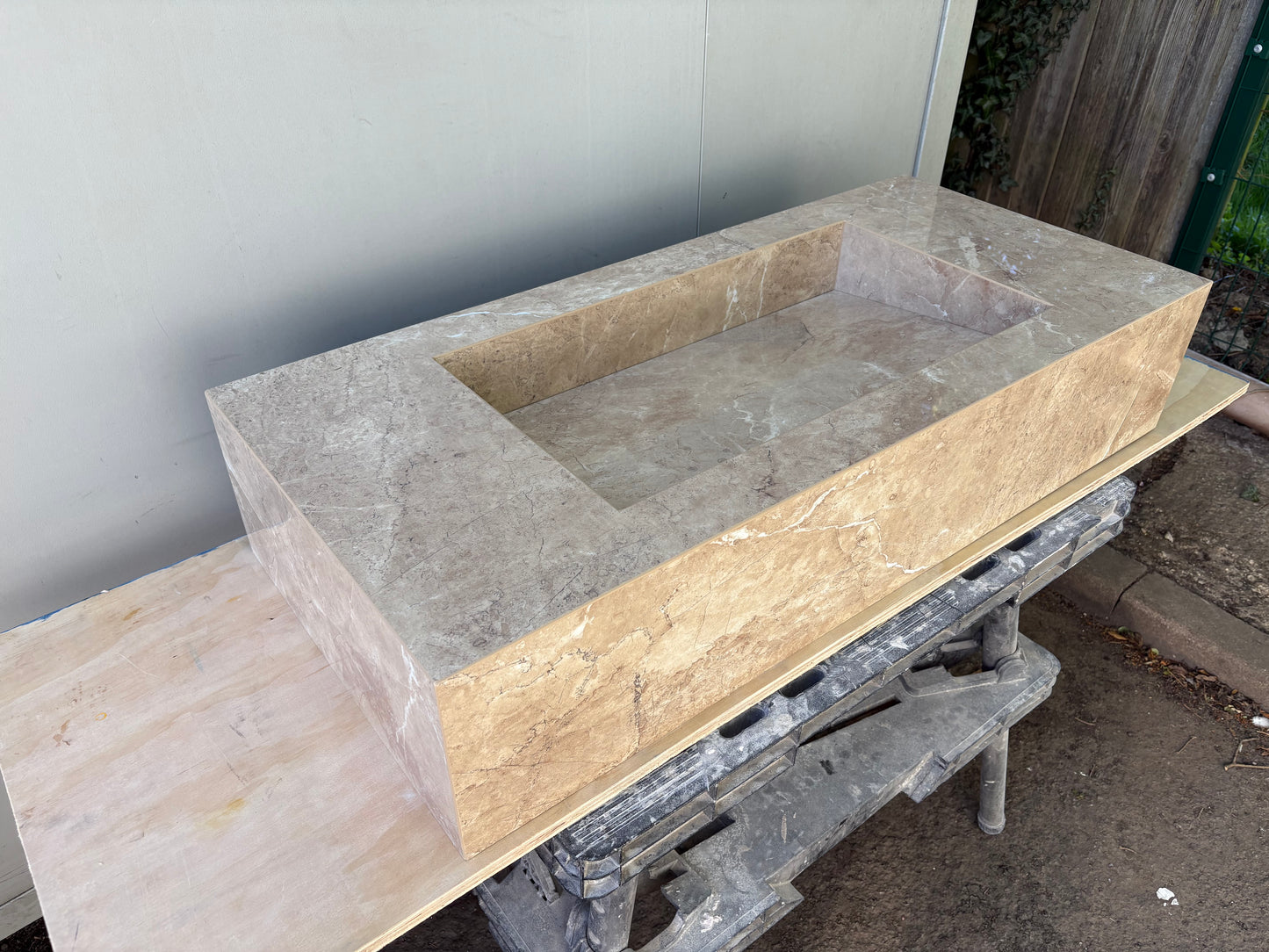 Immense Peach Stone Effect Polished Porcelain 1000mm