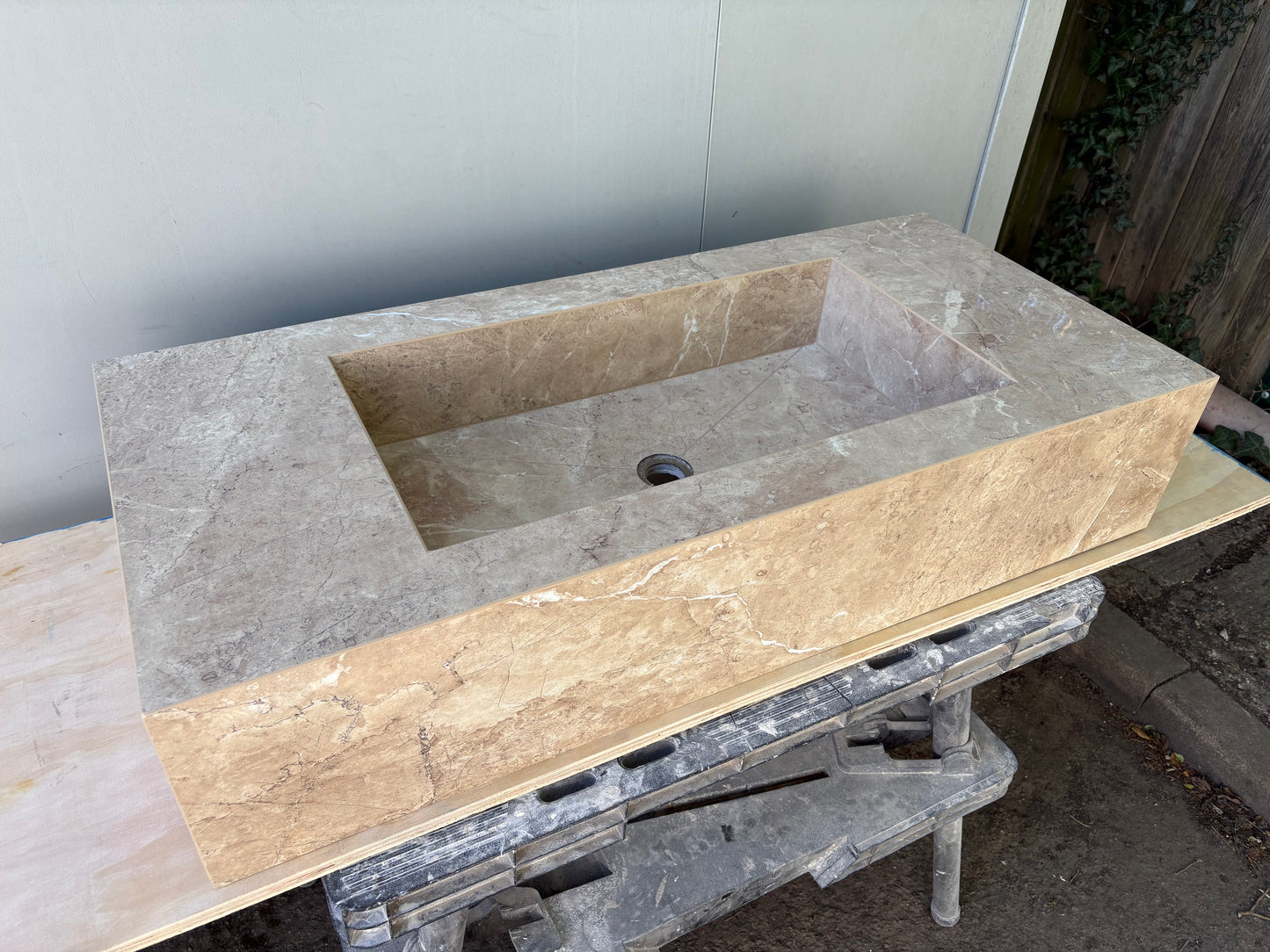Immense Peach Stone Effect Polished Porcelain 1000mm