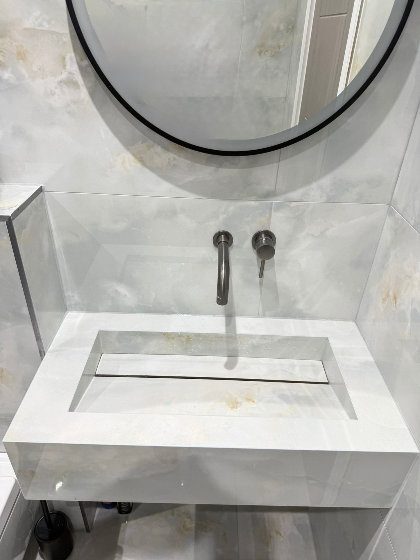 800mm light sky blue sink