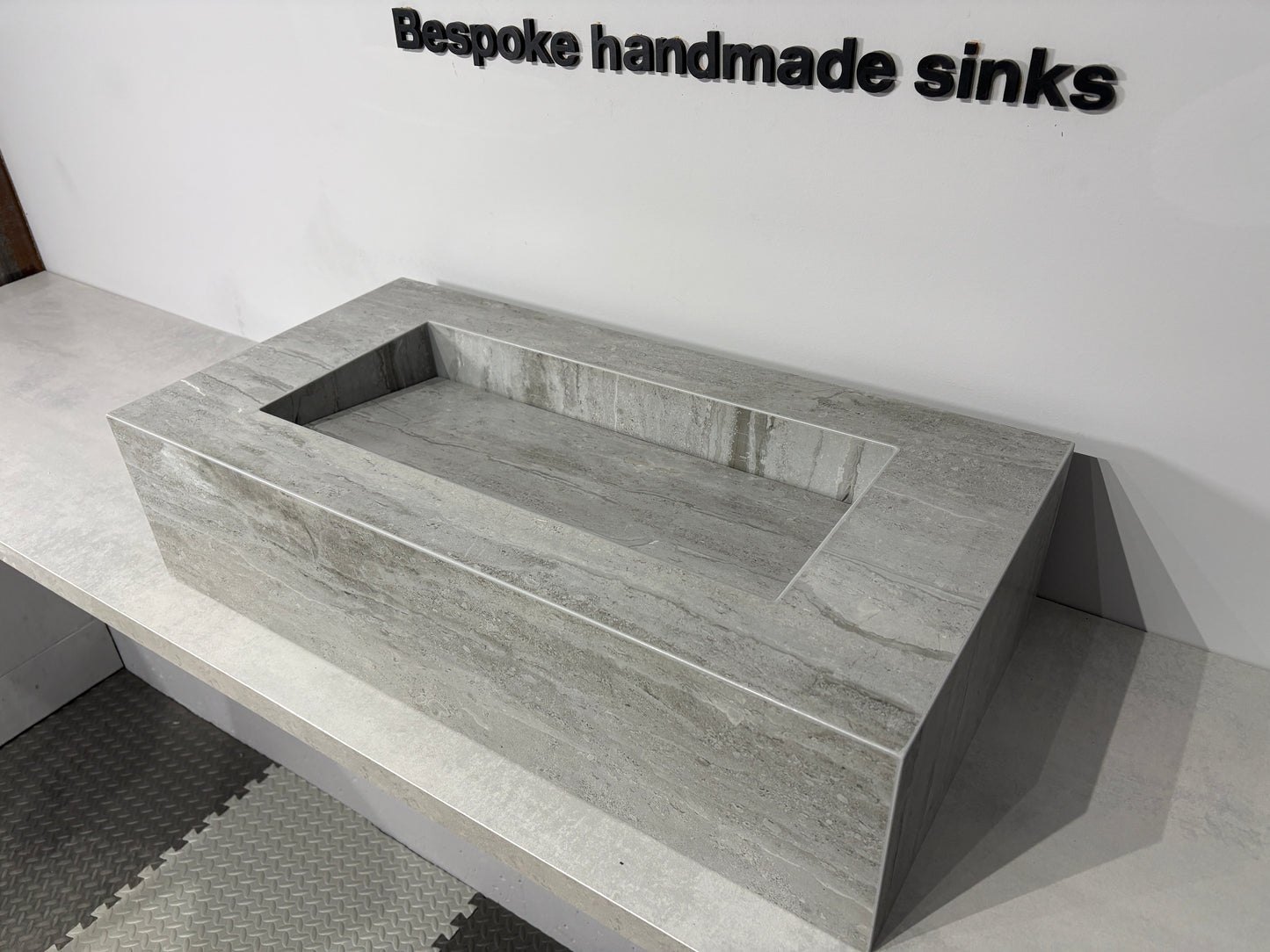 800mm light grey sink