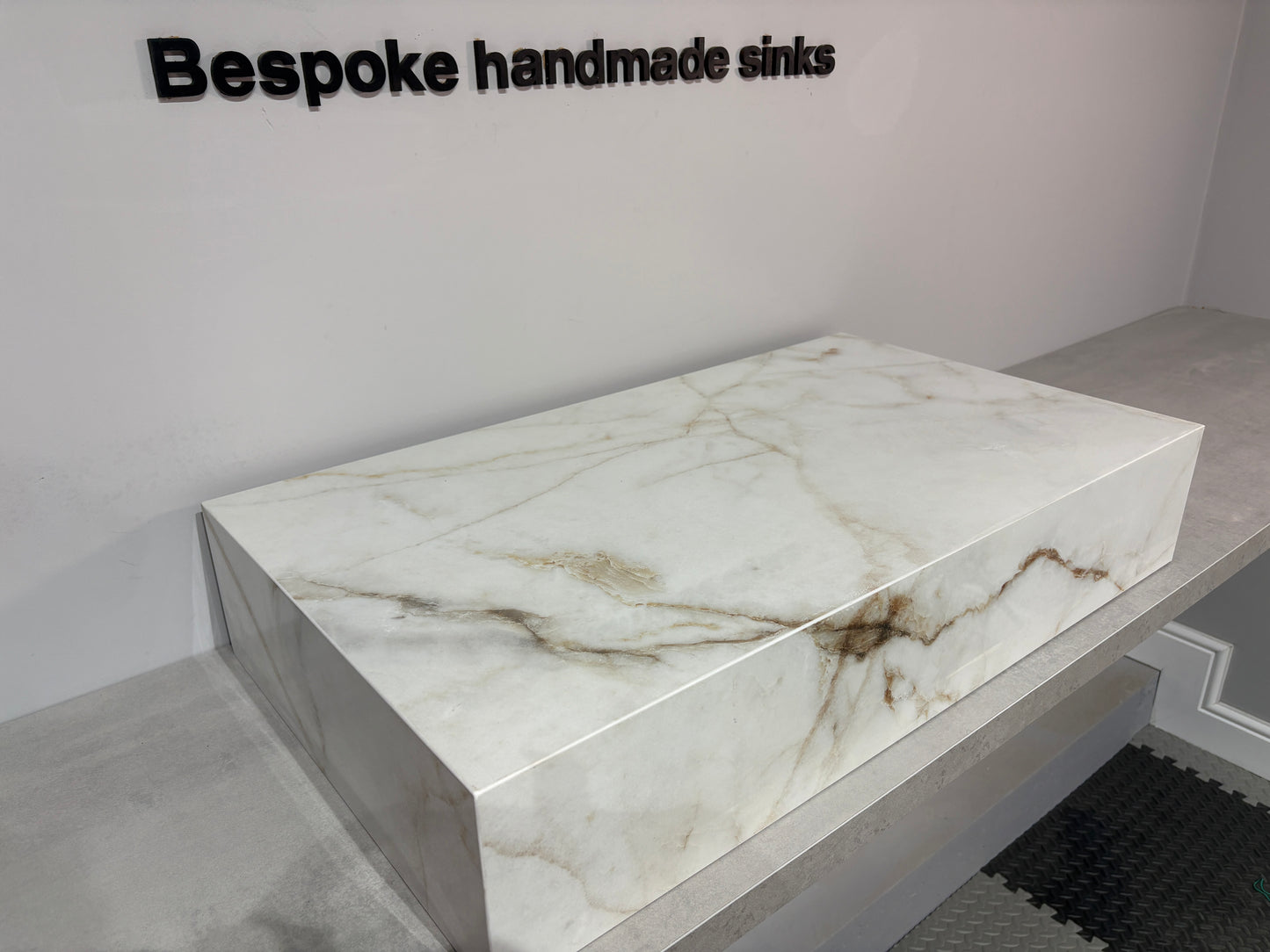 800mm sink with matching shelf